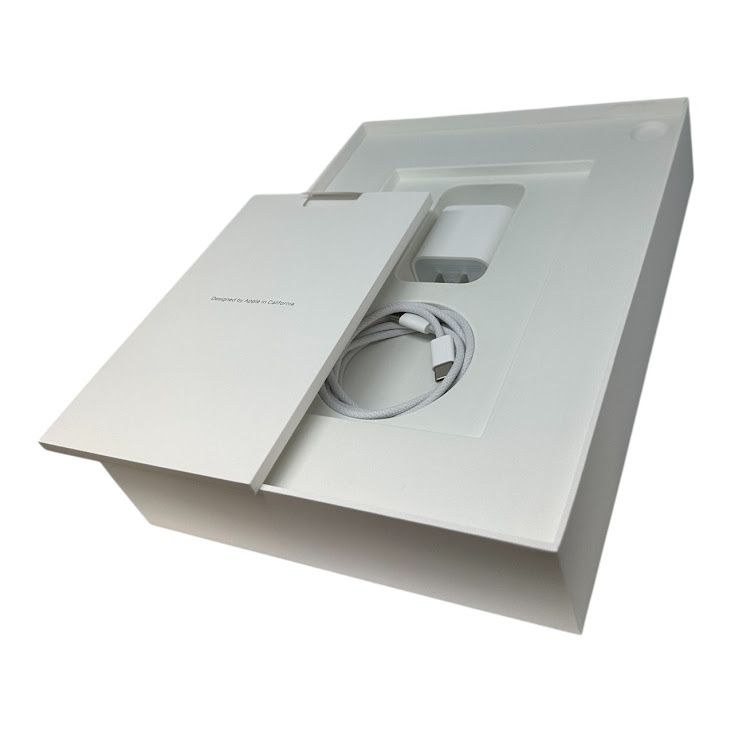 �ڥХåƥ꡼100%��iPad��11��Wi��Fi��128GB���֥롼