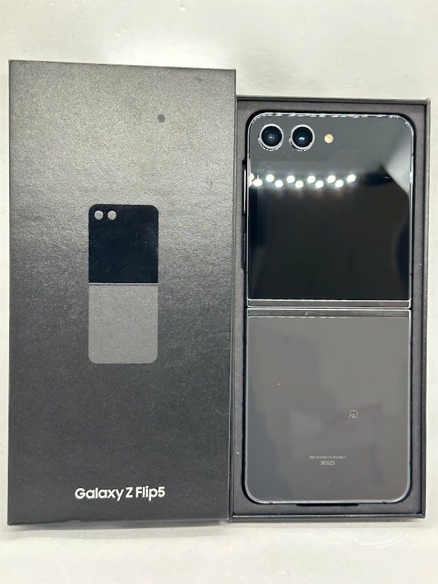 ムスビー｜Galaxy Z Flip5 SCG23 256GB グラファイト SIMフリー au版  