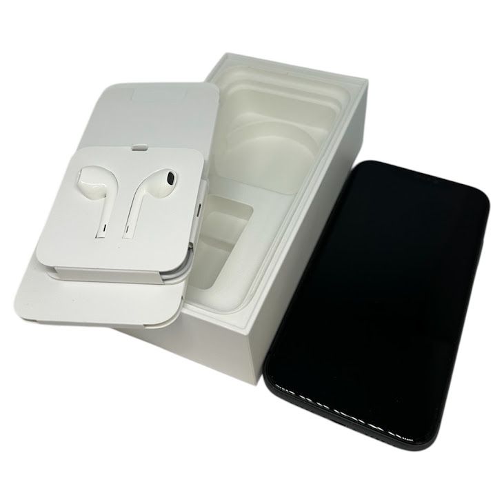 iPhone��11��64GB���֥�å���SIM�ե꡼��au��