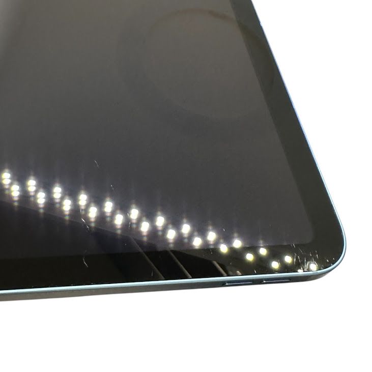 �ڥХåƥ꡼100%��iPad��10������顼��256GB���֥롼��SIM�ե꡼���ɥ�����