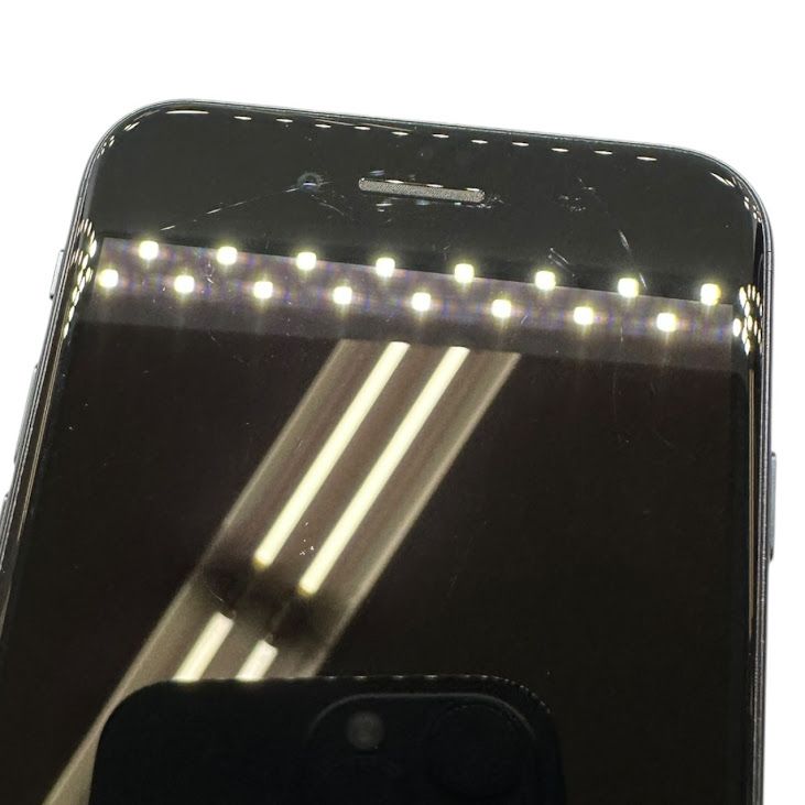 �ڥХåƥ꡼80%��iPhone��SE����2�����128GB���֥�å���SIM�ե꡼