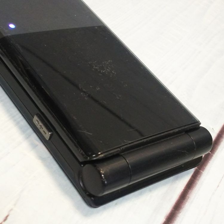 docomo arrows �ٻ��� �������� F-03L �֥�å�  239