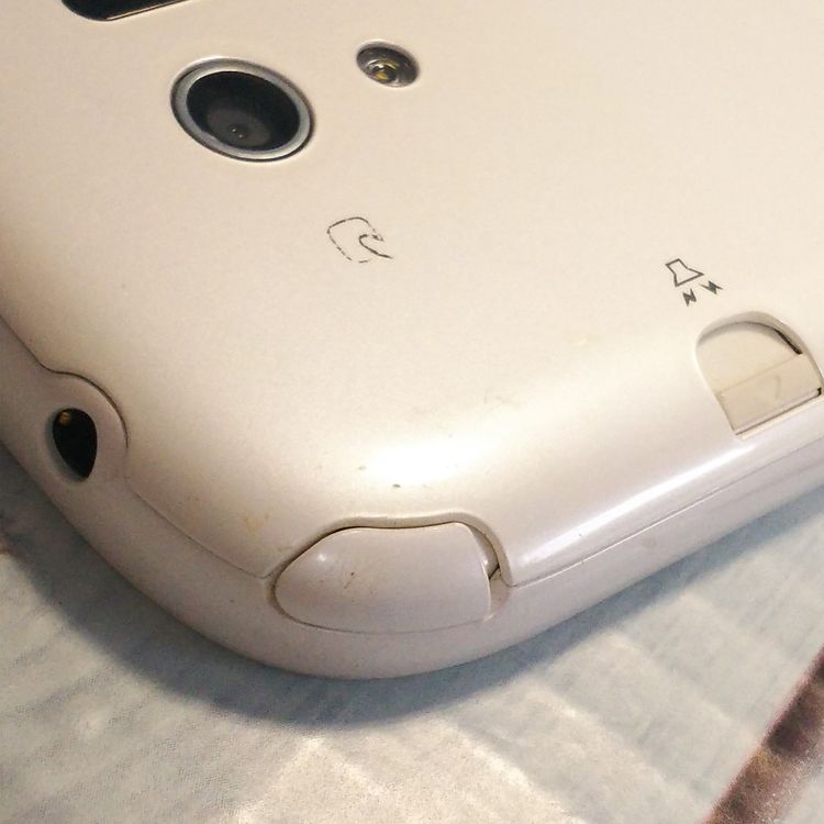 �ٻ��� �餯�餯���ޡ��ȥե���3 F-06F docomo �ۥ磻�� 584