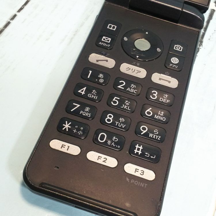 KYOCERA au GRATINA 4G BLACK KYF31  338