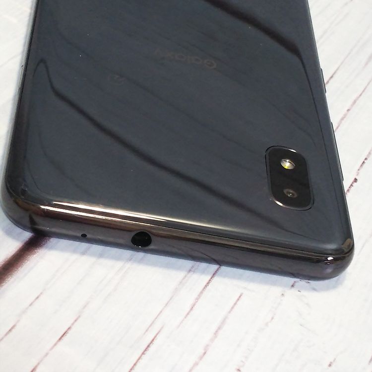 au Galaxy A20 SCV46 Black  004