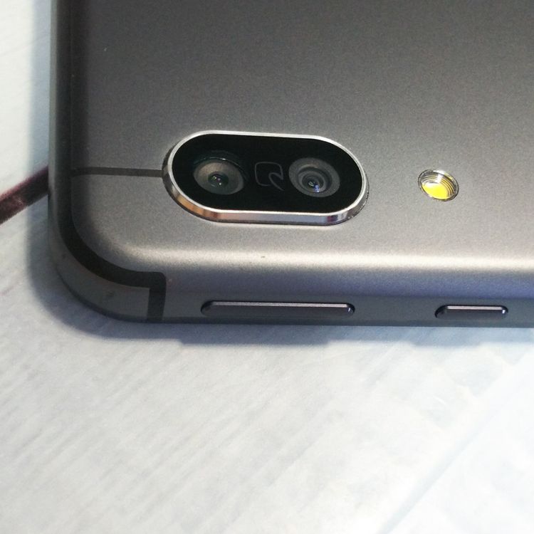 docomo AQUOS sense3 SH-02M �֥�å�  727