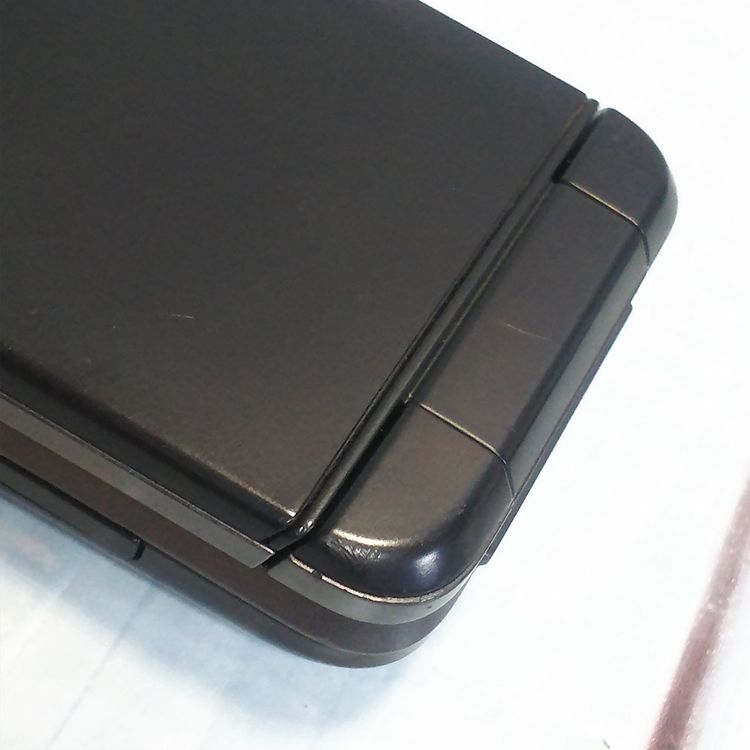 au ������ GRATINA ��[����] �֥�å� KYF39  612