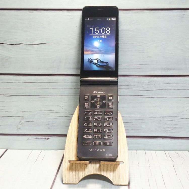 docomo arrows �ٻ��� �������� F-03L �֥�å�  239