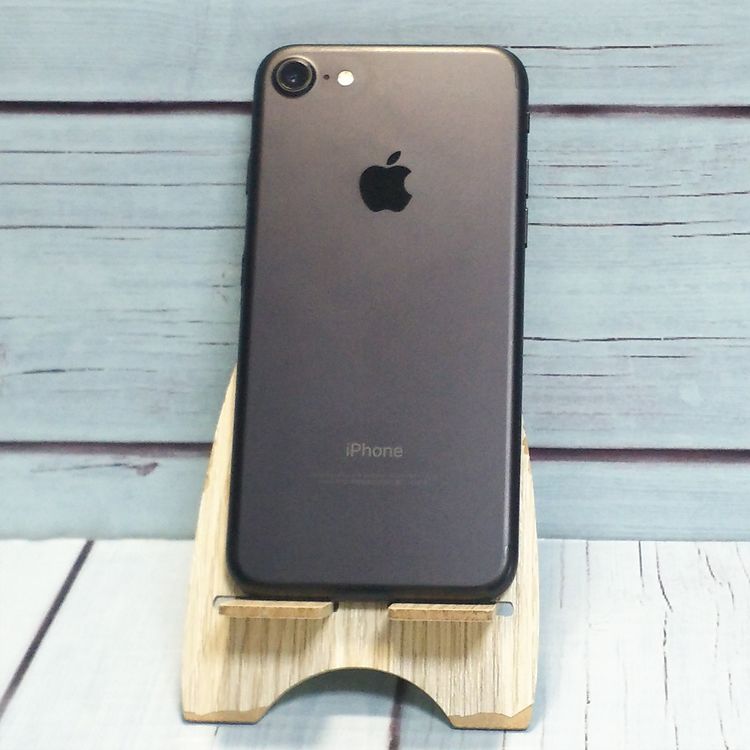 au iPhone7 �֥�å� 128GB  682