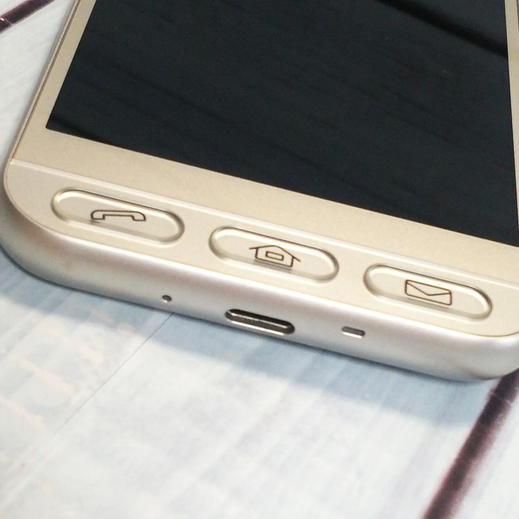 Softbank SHARP ����ץ륹�ޥ�4 704SH �����ѥ󥷥�С�  ���� 859