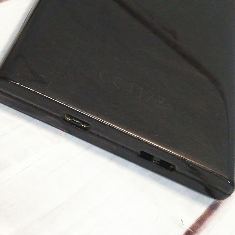 KYOCERA au URBANO V03 (KYV38) �֥�å�  775