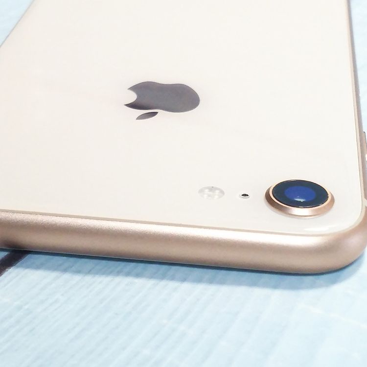 SoftBank iPhone8 64GB �Хåƥ꡼93% �������  671
