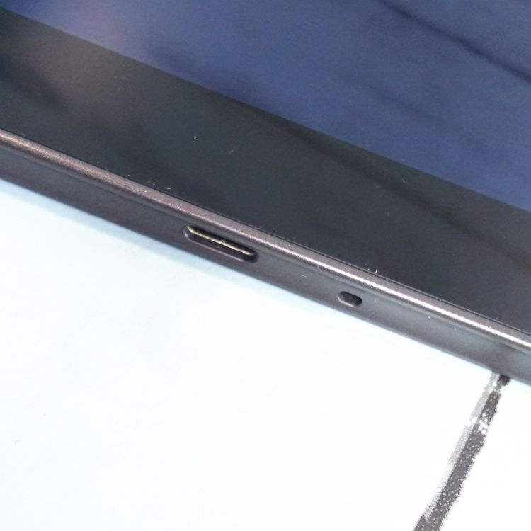 docomo arrows Tab F-02K Black �֥�å�  765