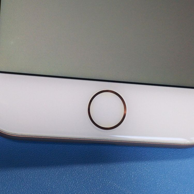 au iPhone8 64GB �������  059
