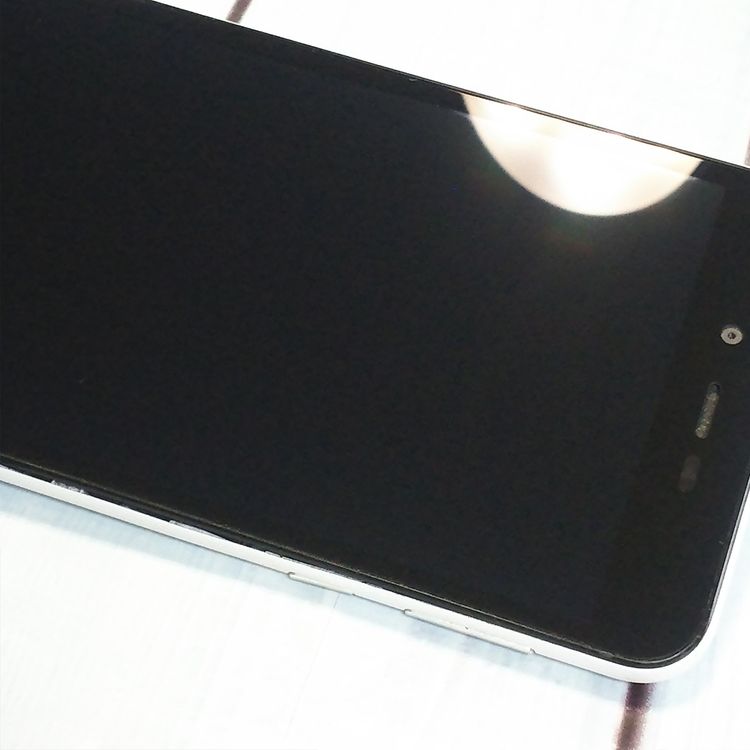 SHARP Softbank AQUOS sense basic 702SH �ۥ磻��  900