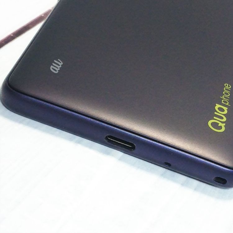 au Qua phone QZ ������ KYV44 ����ǥ���  499