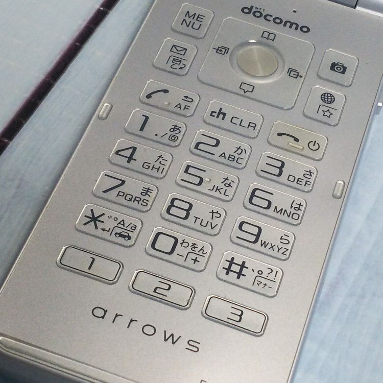 docomo arrows �ٻ��� �������� F-03L ����С�  819