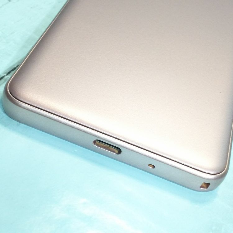 Y!mobile ������ ���󤿤󥹥ޥ� 705KC �ԥ�  760