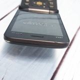 au ������ GRATINA ��[����] �֥�å� KYF39  609