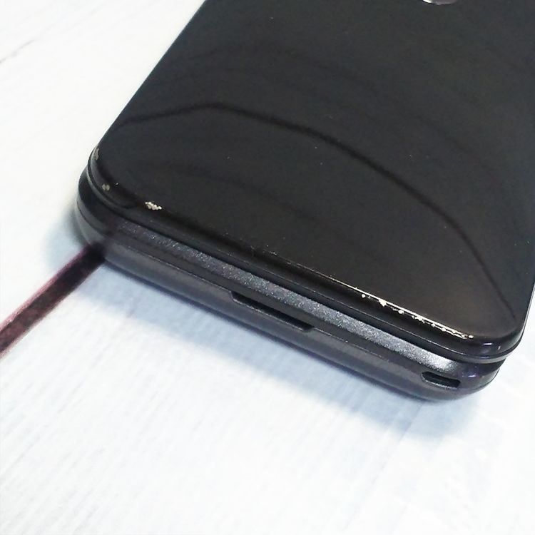 KYOCERA au GRATINA 4G BLACK KYF31  615