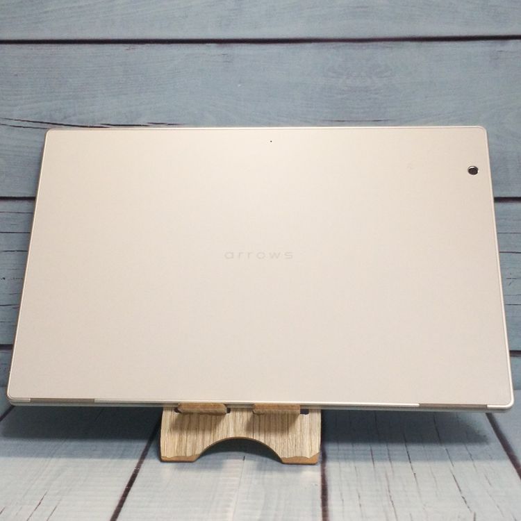 docomo arrows Tab F-02K White �ۥ磻��  330