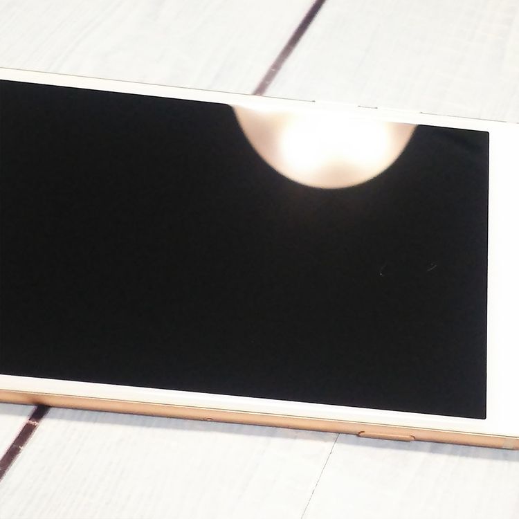 docomo iPhone8 64GB �������  301