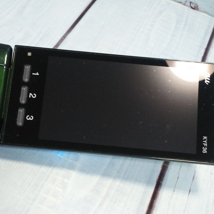 KYOCERA au KYF36 ���󤿤󥱡����� GREEN  837