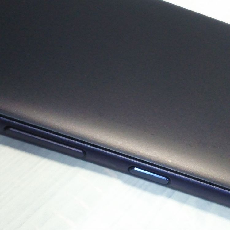 au Qua phone QZ ������ KYV44 ����ǥ���  112