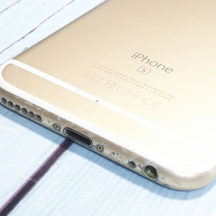 docomo iPhone6S 64GB ������� [������]  879