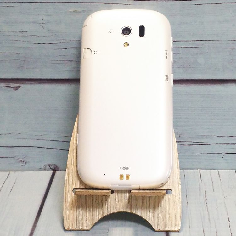 �ٻ��� �餯�餯���ޡ��ȥե���3 F-06F docomo �ۥ磻�� 360