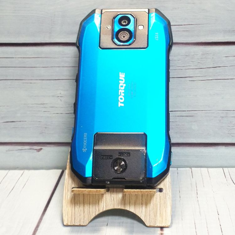 au ������ TORQUE G04 �֥롼 KYV46  822