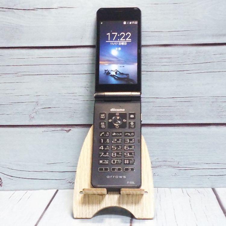docomo arrows ٻ  F-03L ֥å  777