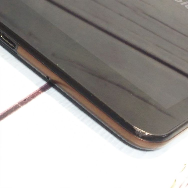 au KYOCERA Qua tab QZ8 �⥫�֥�å� KYT32  161