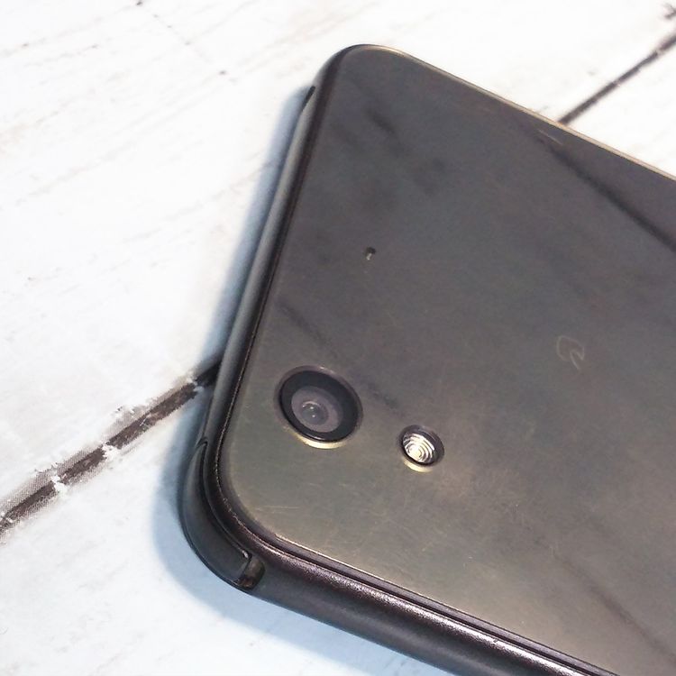 FUJITSU(�ٻ��̡� arrows Be 32GB �֥�å� F-04K docomo  049