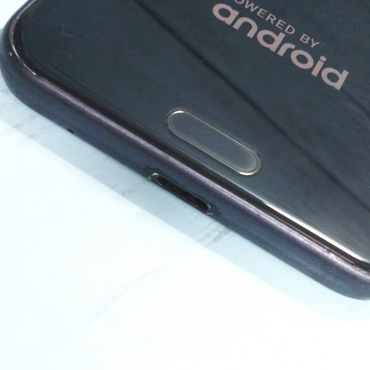 au AQUOS sense2 SHV43 Nuance Black  222