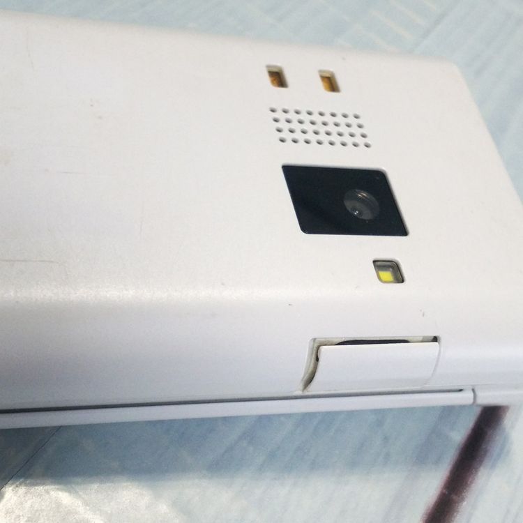 SoftBank ������ DIGNO�������� 501KC �ۥ磻��  826