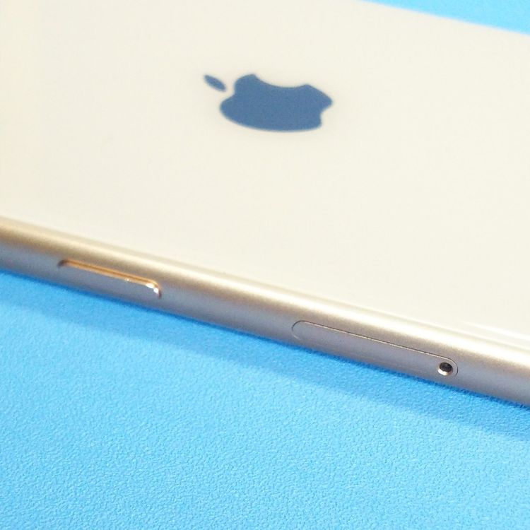 au iPhone8 64GB �������  316