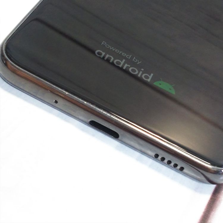 au Galaxy A20 SCV46 Black  693