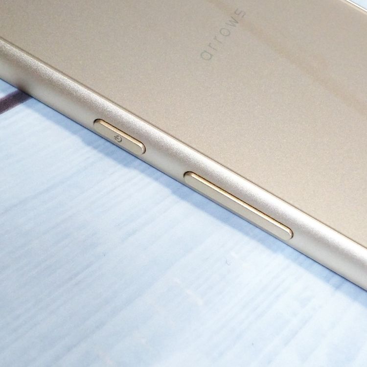 docomo arrows SV F-03H Gold �������  662