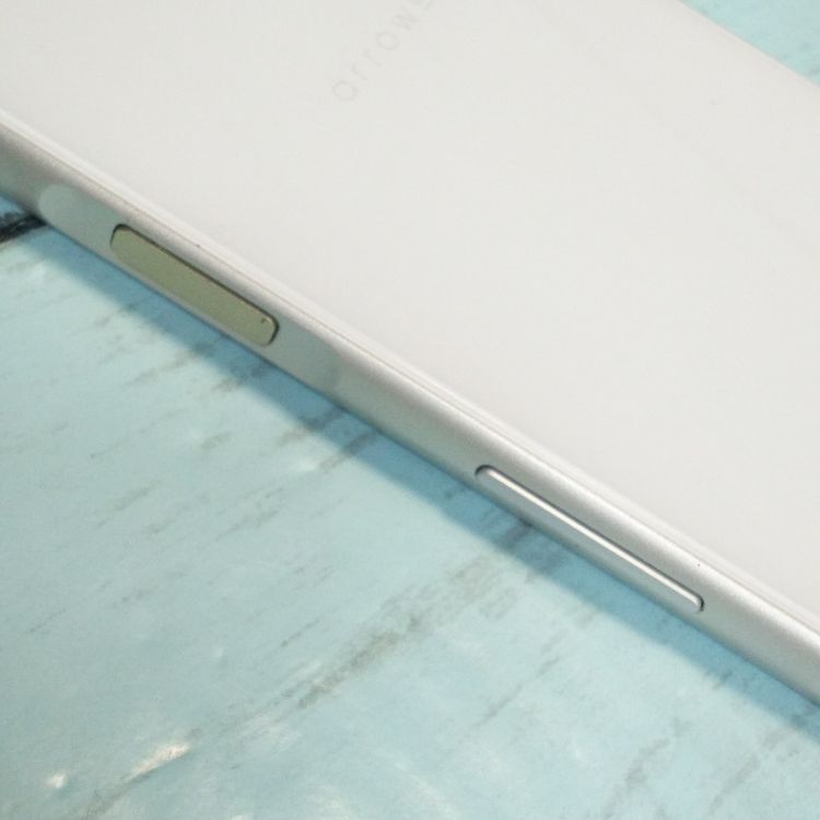 docomo arrows Be F-04K White �ۥ磻��  608