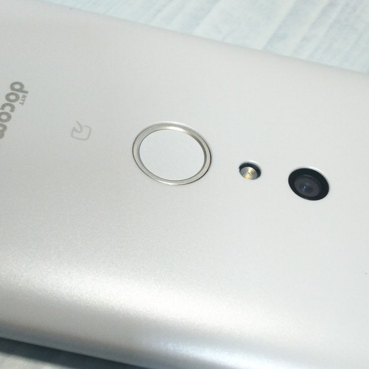 �ٻ��� docomo arrows Be4 F-41A �ۥ磻��  ���� 922