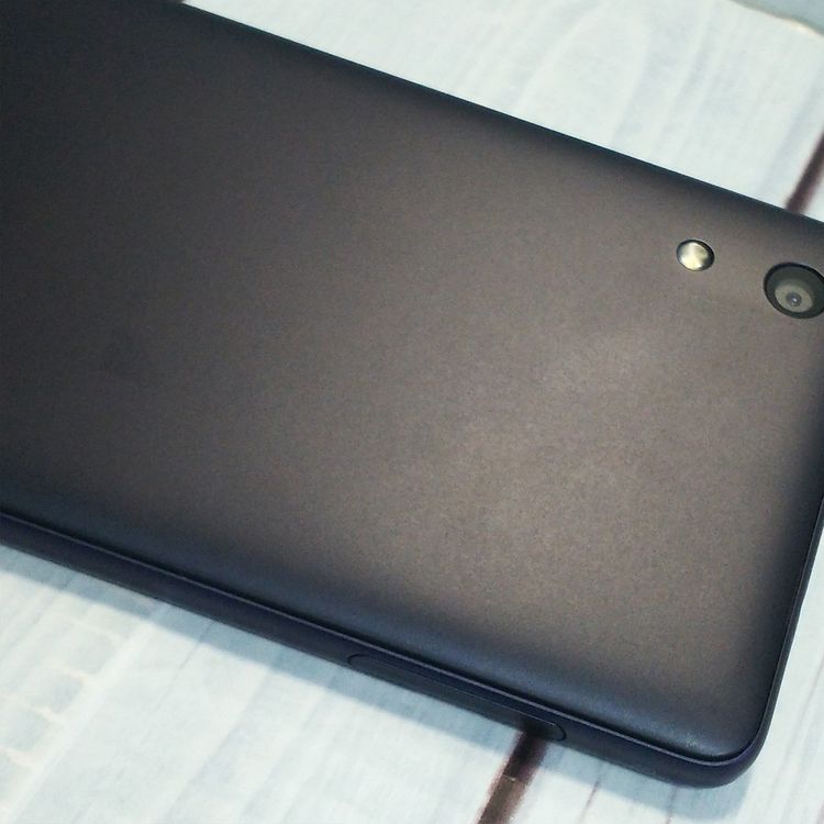 au Qua phone QZ ������ KYV44 ����ǥ���  086