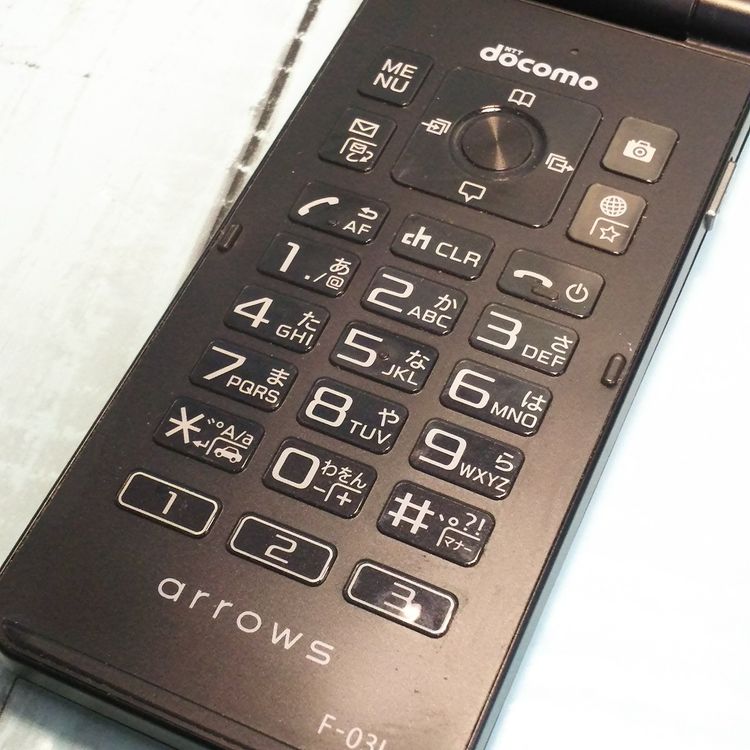 docomo arrows �ٻ��� �������� F-03L �֥�å� [������]  215