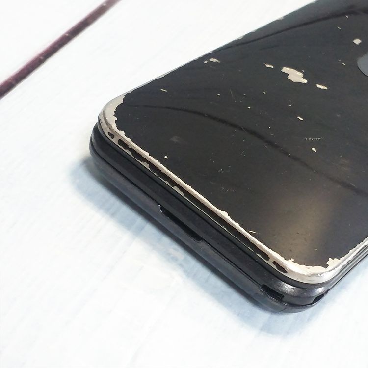 KYOCERA au GRATINA 4G BLACK KYF31  817