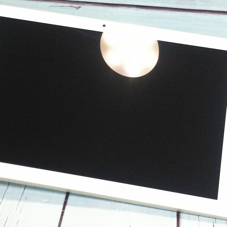 au LG Qua tab PZ �ۥ磻�� LGT32  939