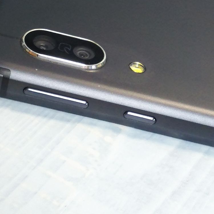 docomo AQUOS sense3 SH-02M �֥�å�  827