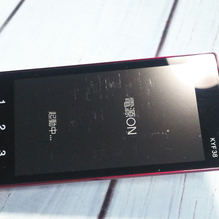 au ������ ���󤿤󥱡����� KYF38 �磻���å�  138