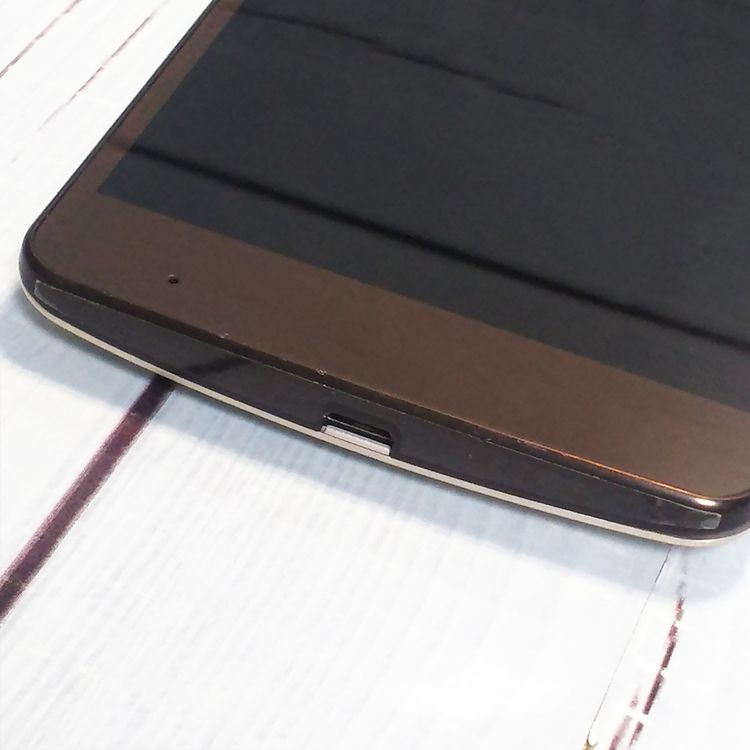 au LG isai vivid LGV32 �ۥ磻�� 283