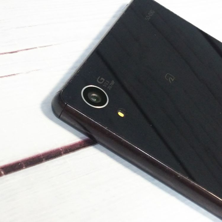 ���ˡ� SONY docomo Xperia Z4 SO-03G Black �֥�å�  107