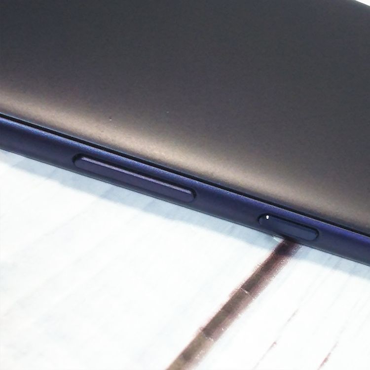 au Qua phone QZ ������ KYV44 ����ǥ���  767